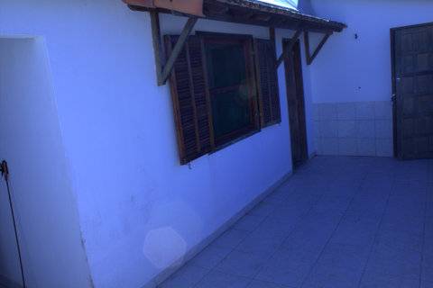 Alugo Casa simples em Saquarema
