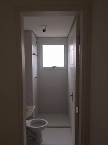 Apartamento para locação, 2 dorms com 1 suite, 56 metros, 5 mins da dutra e 10 do centro em Sçao José dos Campos