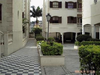 Apartamento na Vila Rosália com 3 dormitórios
