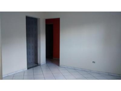 Apartamento no Picanço / Jardim Dourado - 2 dormitórios
