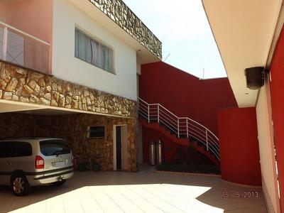 Excelente Casa Assobradada com Piscina 4 Dormitórios 300 m em São Caetano do Sul - Bairro Santa Maria