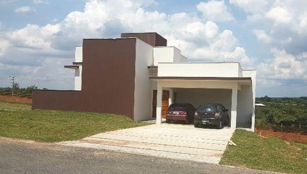 Cod.3419- Casa Condomínio Village Aracoiaba