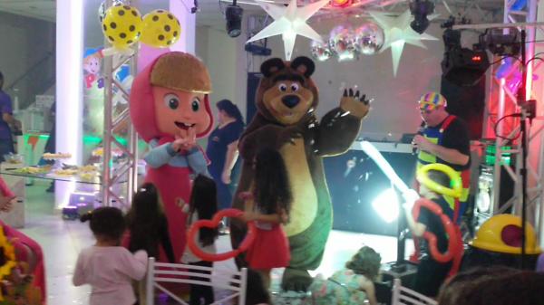 Masha e o Urso Cover Animação Festas Personagens vivos