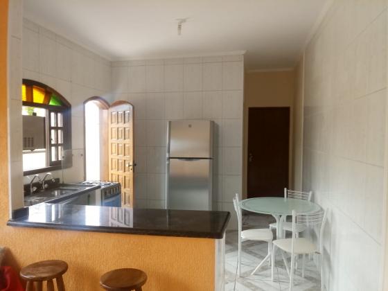 Casa com escritura, próximo ao centro de Suarão - Itanhaém