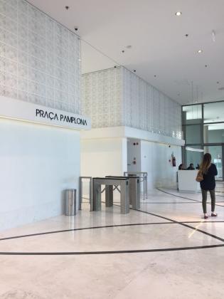 Salas Comerciais de 32 a 167 m² na Rua Pamplona - São Paulo.