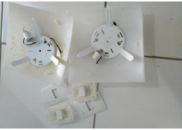 2 suportes lâmpada - Usado