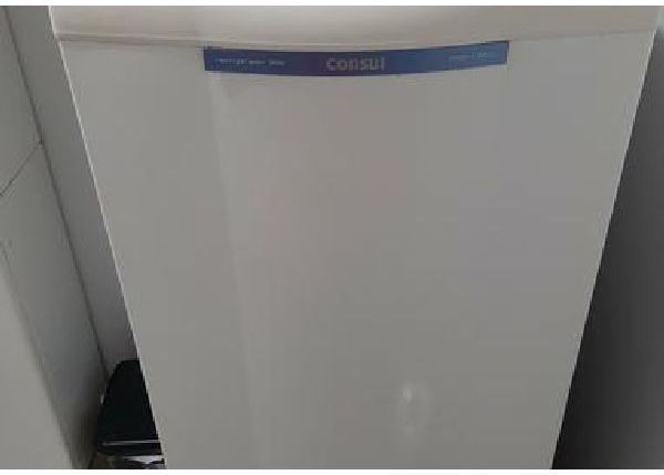Vendo Geladeira Consul 300 lt Degelo - Geladeiras e freezers