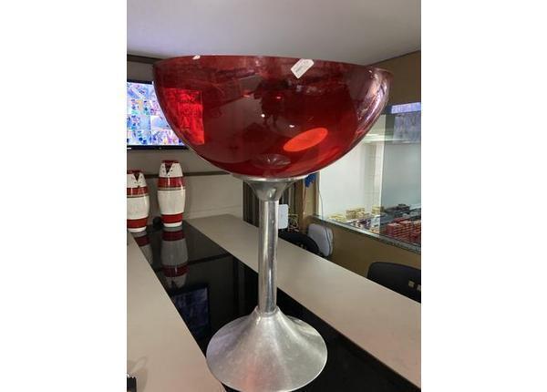 Taça gigante de acrílico de chão cristal para bebidas - Usado