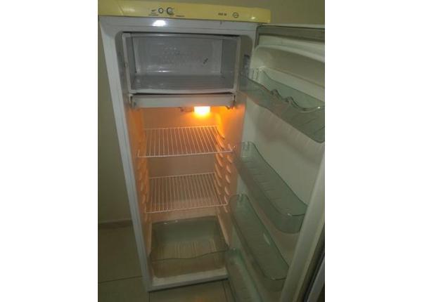 Vendo essa geladeira Electrolux - Geladeiras e freezers