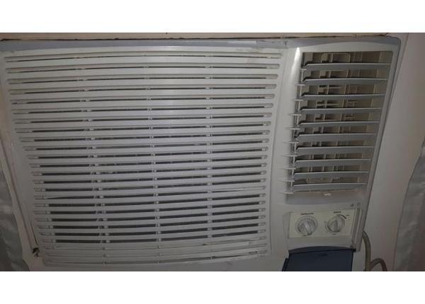 Vendo ar condicionado springer 30000 BTUS - Ar condicionado e ventilação