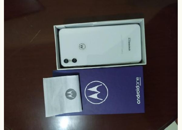 Celular - Motorola e Lenovo