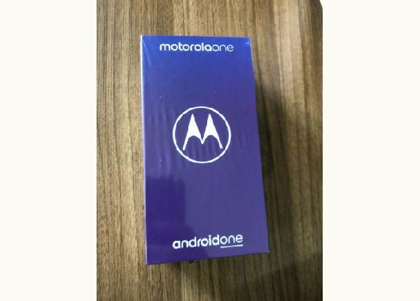 Motorola one - Motorola e Lenovo