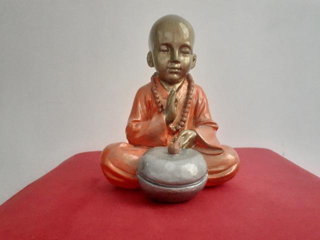 Monge meditano Zen - Objetos de decoração