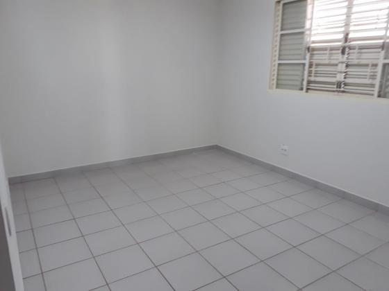 Loja para venda e/ou locação com 304 m² em Ribeirão Preto - SP