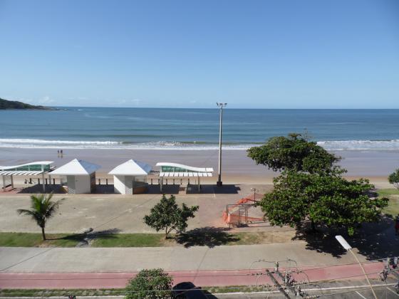 Apartamento de frente para o mar na Praia do Morro