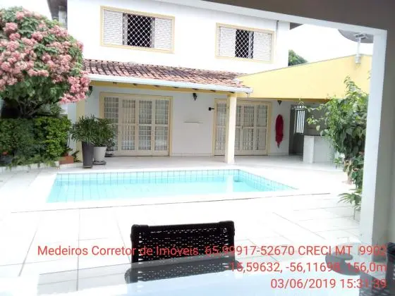 Casa com um terreno lateral no Jardim Cuiabá