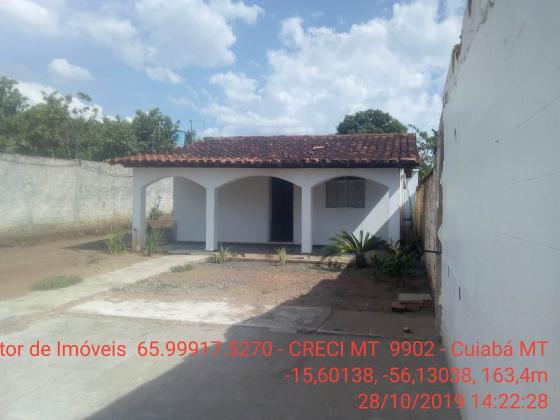 VENDO!!! Uma casa no bairro Santa Izabel na cidade de Cuiabá  - MT,ótima localização próximo da trincheira do corpo de bombeiro