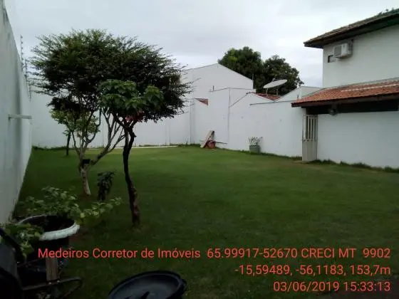 Casa com um terreno lateral no Jardim Cuiabá