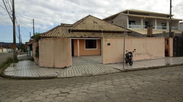 Captação de Casa a venda no bairro Res. Parque D'Aville, Peruíbe, SP