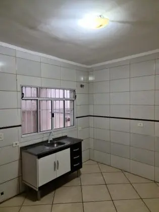CASA SOBREPOSTA TÉRREA 02 DORMS SENDO 01 SUÍTE - JD. SANTA BÁRBARA - GUARULHOS/SP