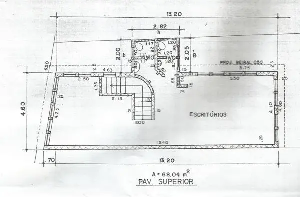 Alugo Sala comercial Com 2 banheiros no 1º Andar com 68 m2