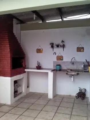 Casa 5 suítes com piscina apenas 250 mil