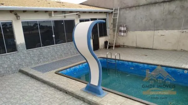 EXCELENTE IMÓVEL COM MUITO LUXO, CONFORTO E LOCALIZAÇÃO PRIVILEGIADA...