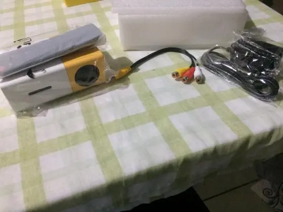 Led Projetor nunca usado