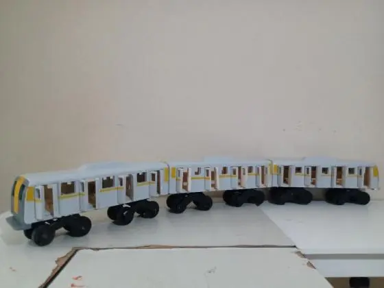 Novidade!!: Miniatura do Metrô de São Paulo em madeira pura