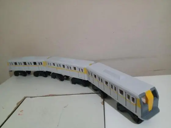 Novidade!!: Miniatura do Metrô de São Paulo em madeira pura