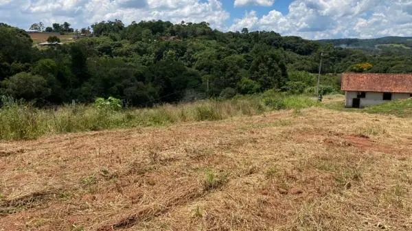 Terreno de 1.000m2 no interior de São Paulo