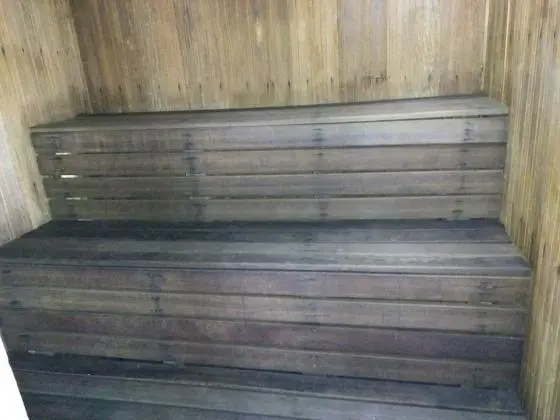 VENDO BELÍSSIMA CASA DE PRAIA OU RESIDÊNCIA BRAGA - CABO FRIO, PISCINA, SAUNA, CHURRASQUEIRA E 2 VAGAS OU PERMUTO TERESÓPOLIS