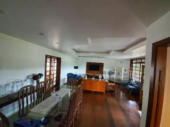 Vendo belíssima casa em condomínio em Cantagalo  - Pendotiba, 5 quartos ou permuto por Icaraí e Jardim Icaraí