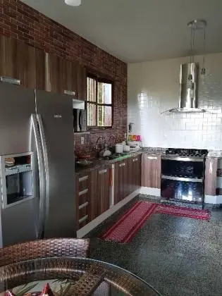 Vendo belíssima casa em condomínio em Cantagalo  - Pendotiba, 5 quartos ou permuto por Icaraí e Jardim Icaraí