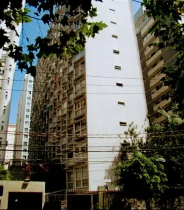 ALUGA-SE APTO IMPECÁVEL E TODO REFORMADO de 01 dormitório nos JARDINS