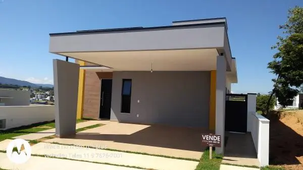 Casa Condomínio Phytus, 3 Dormitórios, uma Suíte, 158m2, 2 vaga de garagem.