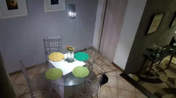 Casa mobiliada completa prox. ao Shopping