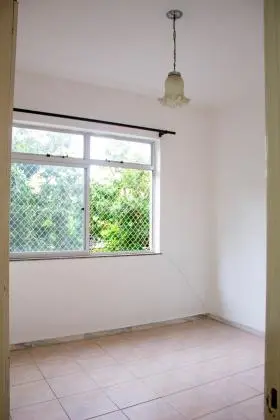 Oportunidade - Aluga-se apartamento 4 quartos - Lourdes/BH