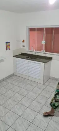 Sobrados com duas casas no fundo do quintal