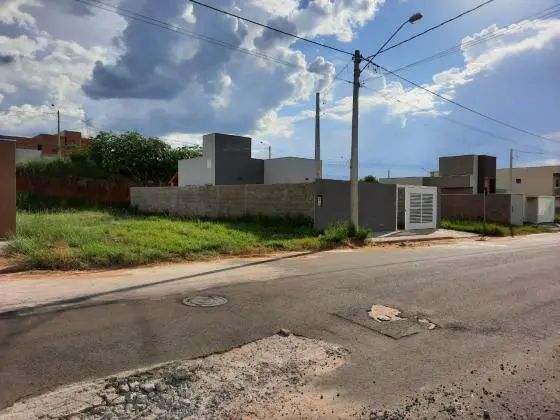 Terreno á venda em Bady Bassitt - sp