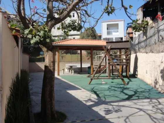 Vende-se apartamento em ótima localização
