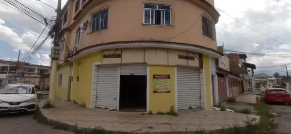 Aluga-se Loja Grande 10 Minutos do Centro de Nova Iguaçu