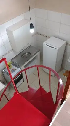 Kitnet duplex/ Bairro Afonso Pena/ Direto com proprietário!