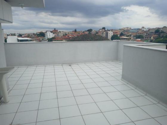 Oportunidade!!! Cobertura 2 quartos e 2 vagas na garagem por 210.000. Maria Helena - Belo Horizonte/MG