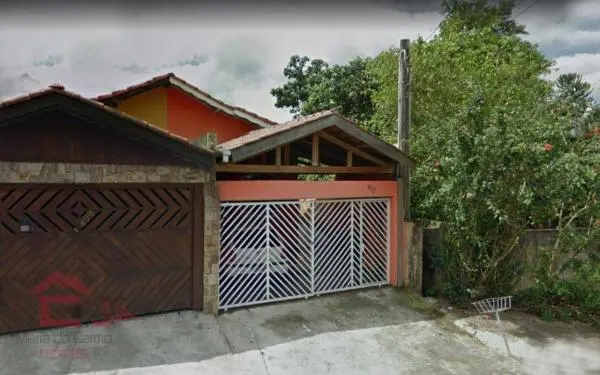 Oportunidade em Cotia! Casa térrea, 3 Dorm, Quintal e Churrasqueira
