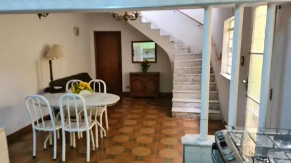 Sobrado á Venda - Oportunidade!