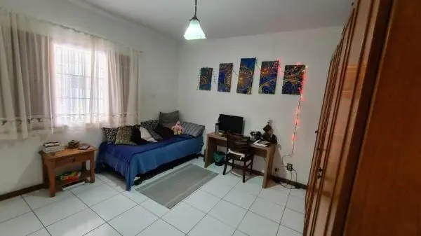 Sobrado á Venda - Oportunidade!