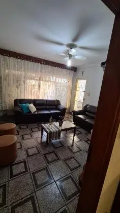 Sobrado á Venda - Oportunidade!