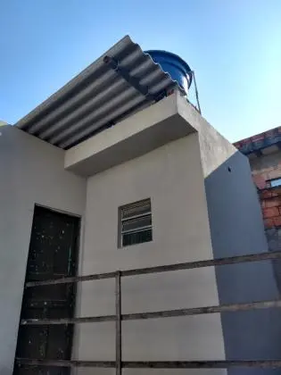 Vende-se Casa