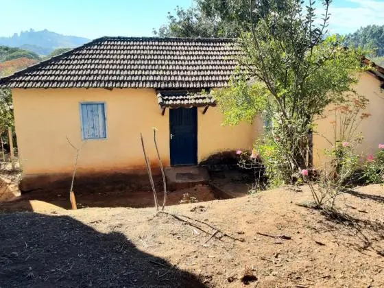 Casa térrea a venda